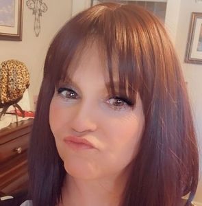 Meet your Posher, Jo-ann